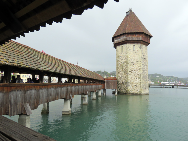 El puente de madera de Lucerna