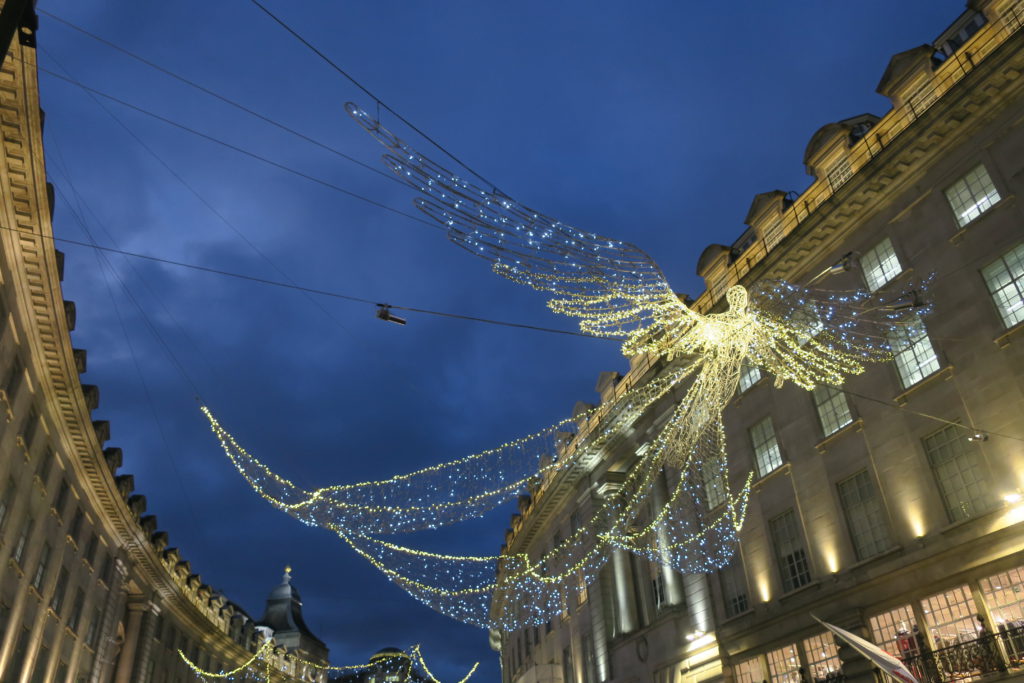 El centre de Londres amb la decoració nadalenca