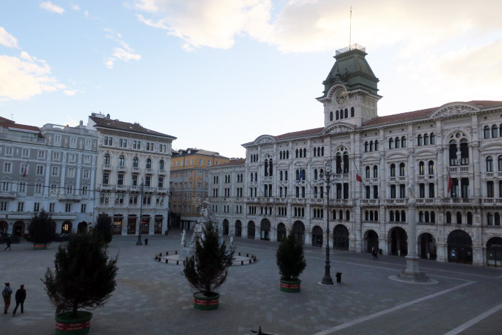 Piazza de l’Unità d’Italia a Trieste